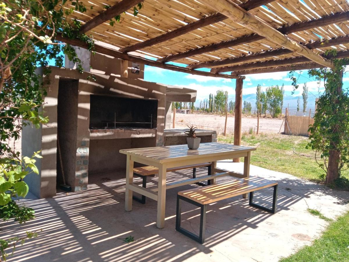 Cabanas El Aguaribay Barreal Exterior photo